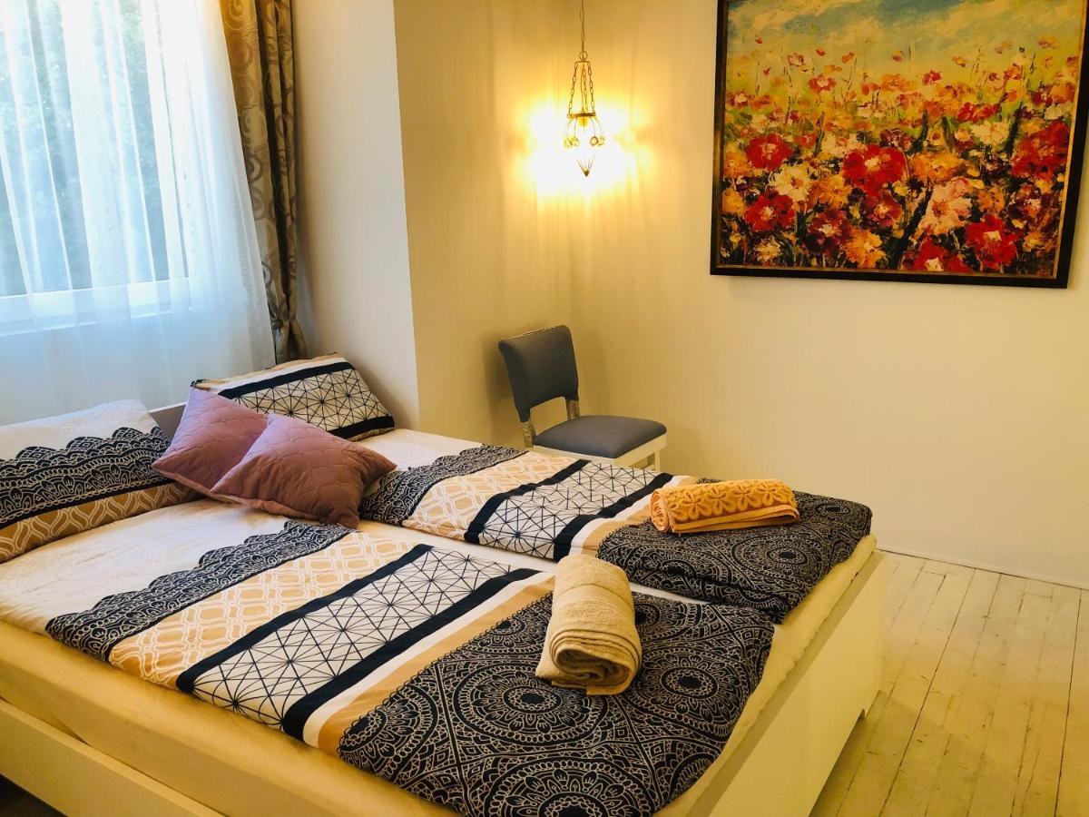 Golden Pearl - Jacuzzi Top Center Luxury Apartment Sofia Eksteriør billede